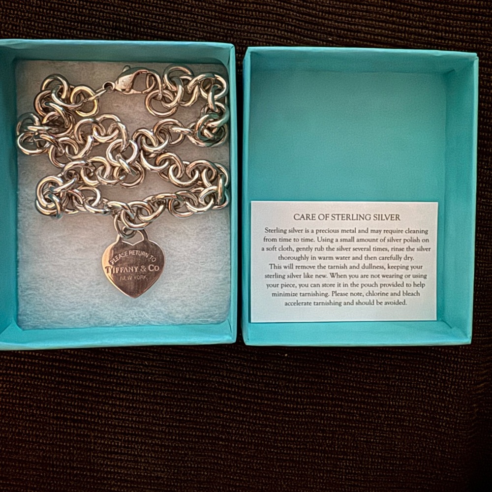 Tiffany & Co Choker Silver Necklace. Return To Tiffany & Co Silver Heart Pendant - Picture 5 of 8